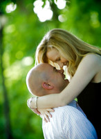 Sara and Tylers simple engagement session